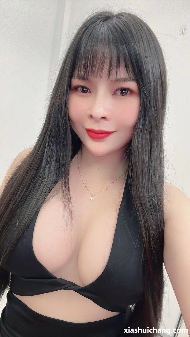 202056hotr3xd3xt7ava2q.jpg