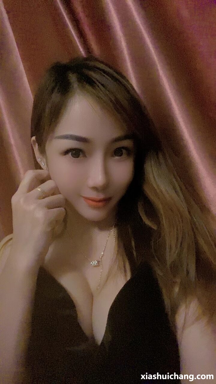 174832y2w1t71qau2uw720.jpg