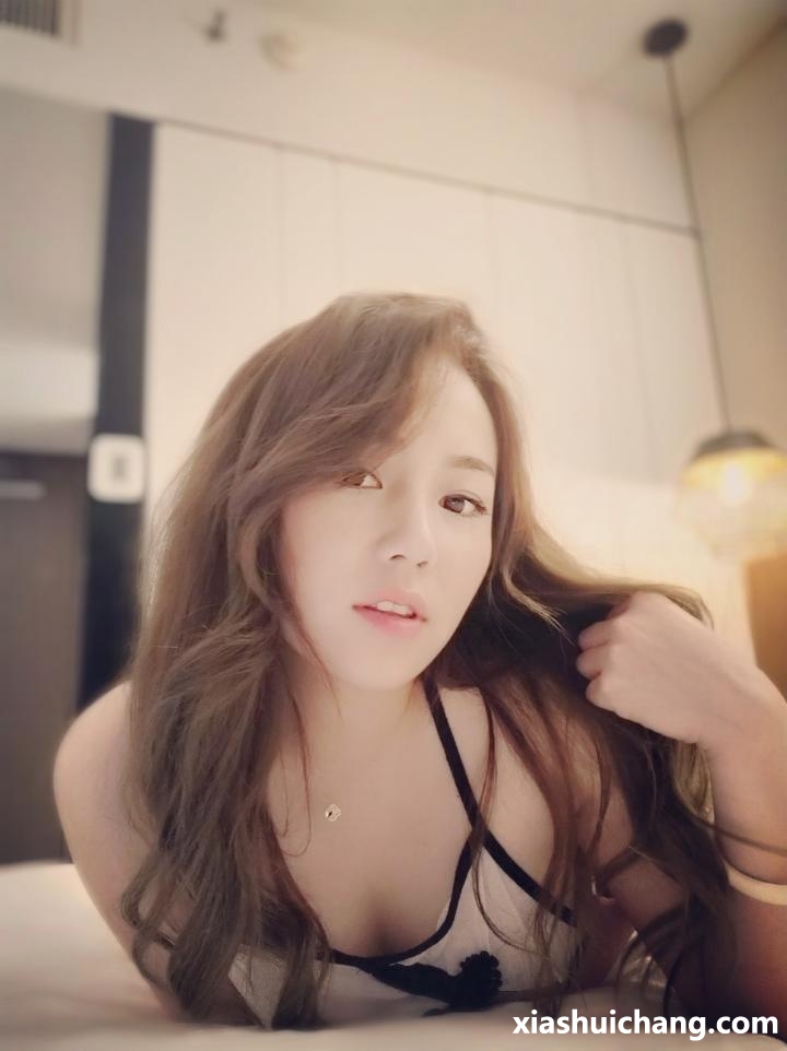 234015qi77id6uc2tctz3g.jpg