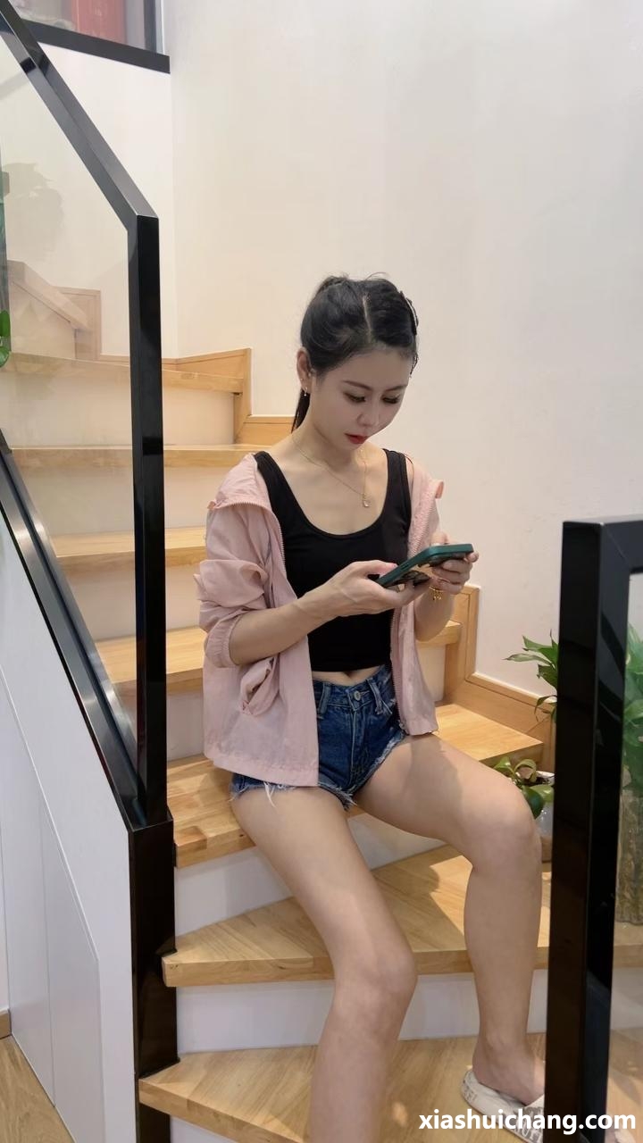 174225xueaubl1oauhgbnd.jpg