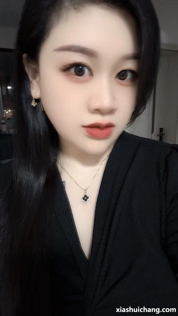 220443wtouela0ouemvhll.jpg